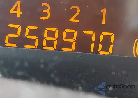 2004 Nissan Pathfinder Armada Le z USA, uszkodzony, nr VIN 5N1AA08B44N745989